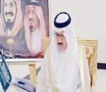 أمير الشمالية يزور المكتبة العامة بعرعر