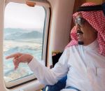 خادم الحرمين يطمئن على راحة الحجاج.. جوا