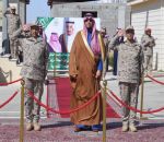 أمير منطقة الحدود الشمالية يتفقد قوة رفحاء