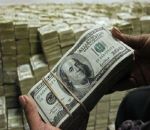 ضبط أفريقي بحوزته مليار دولار مزورة بمكة