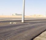 عمود كهرباء يهدد حياة المارة بعرعر